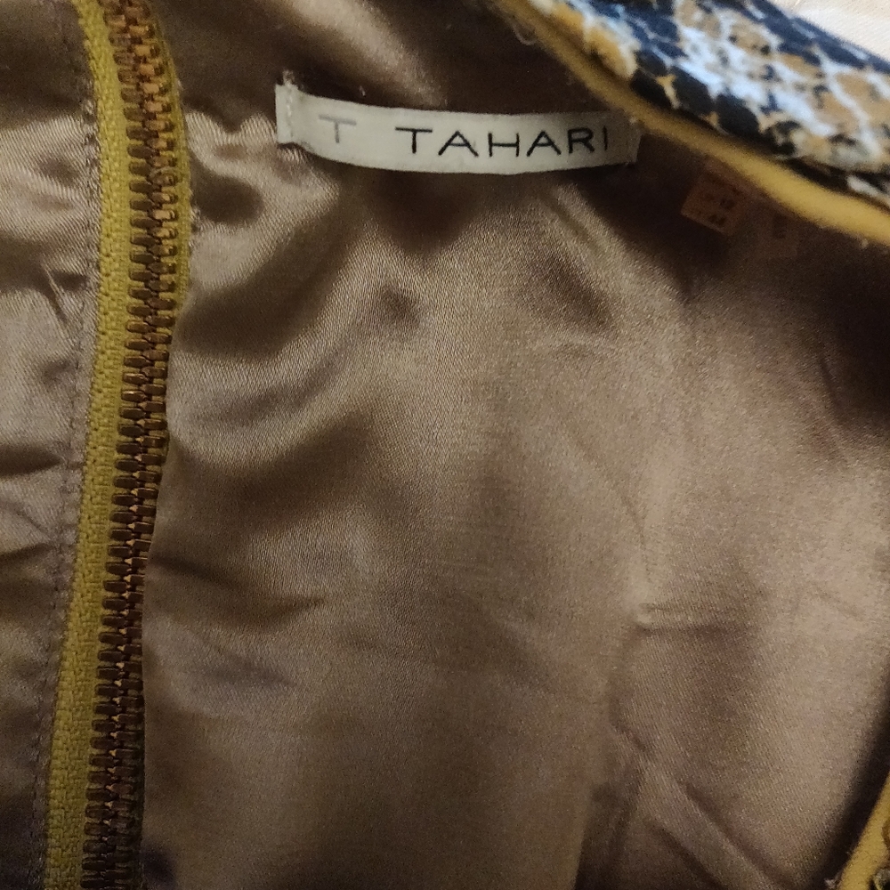 Tahari dress - Picture 7 of 8
